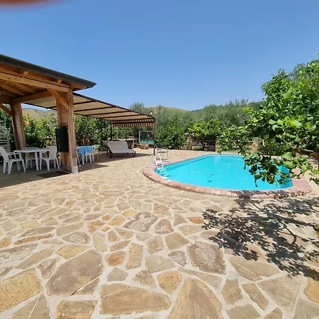 Dei Santi, Taverna Casa vacanze *
