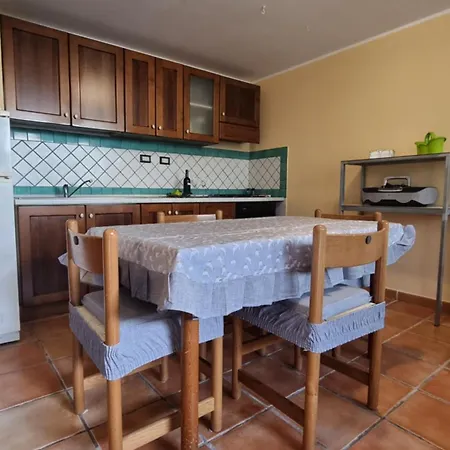 Dei Santi, Taverna Casa vacanze *